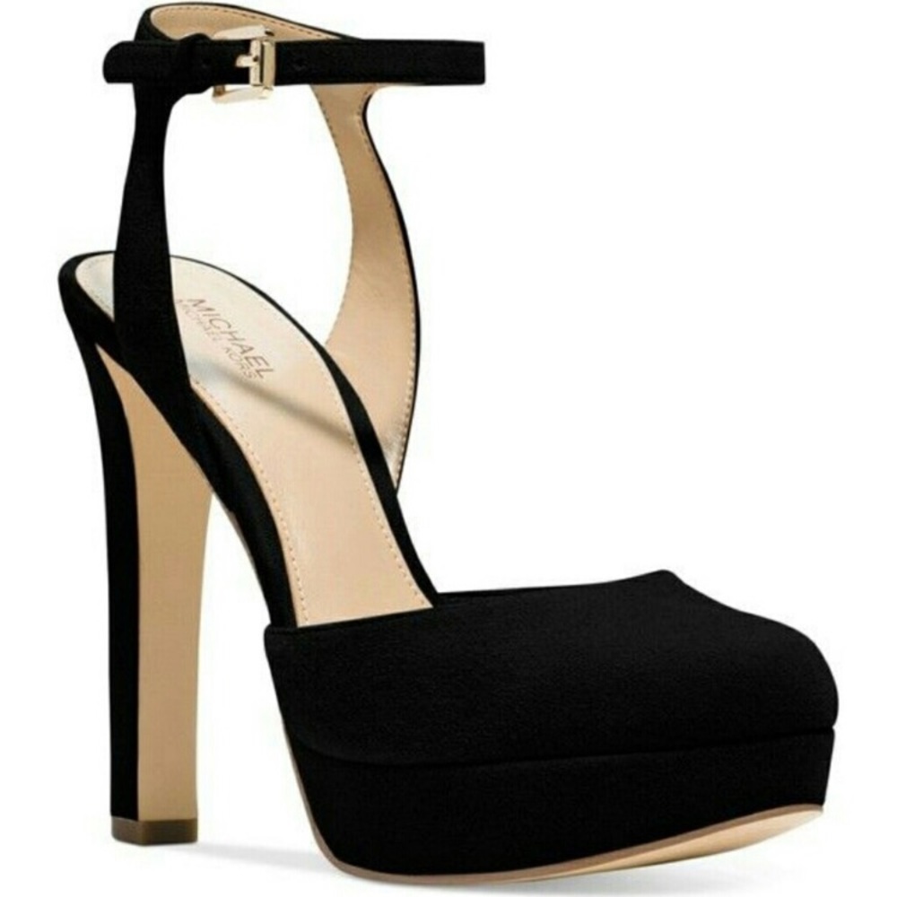 Michael Kors black pumps